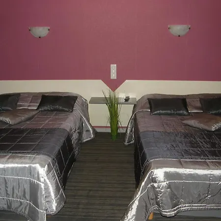 Le Michelet Hotel 2*
